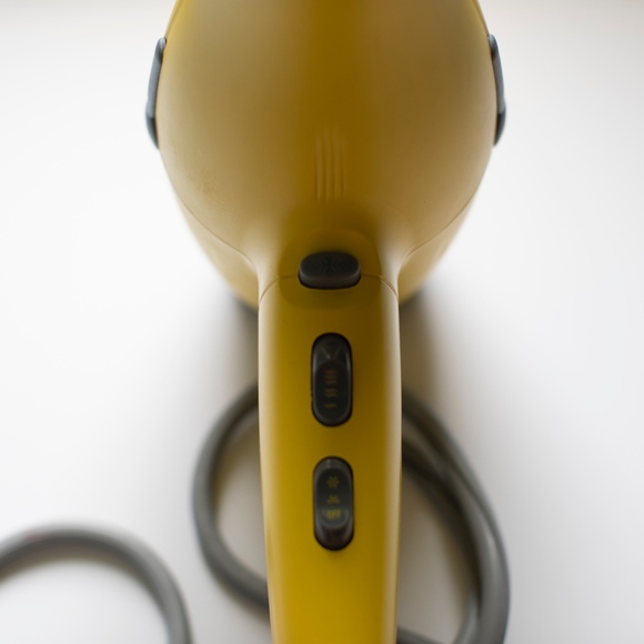 Drybar Buttercup Blow-Dryer main image 6